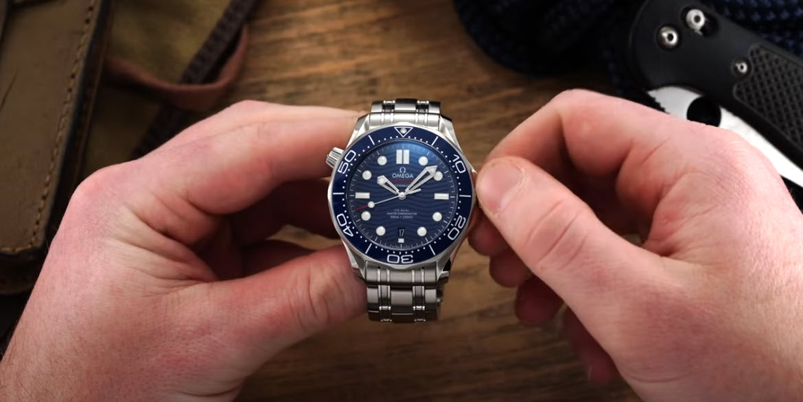 How to Set a Watch Correctly
